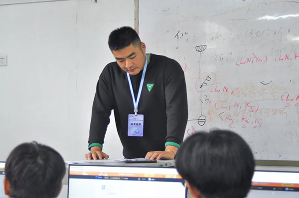 BETWAY(ķ)ٷվ-West Ham United