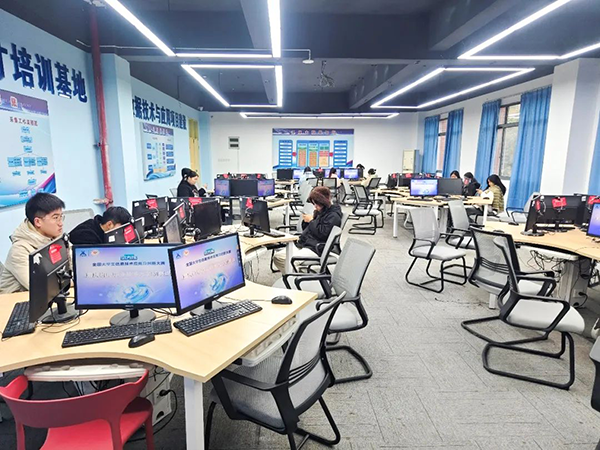 BETWAY(ķ)ٷվ-West Ham United