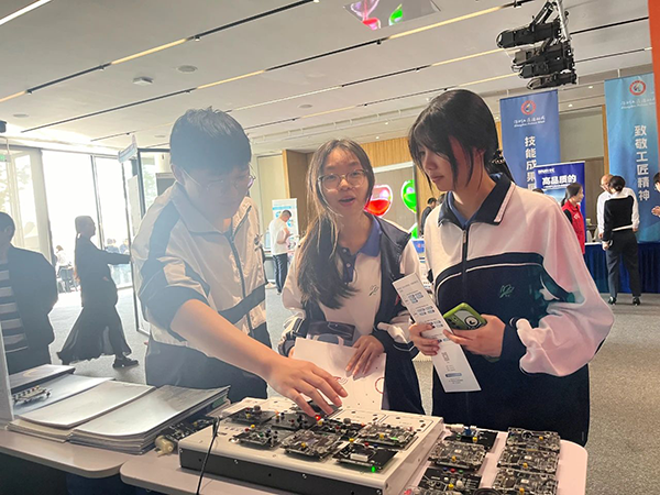 BETWAY¡¤±ØÍþ(Î÷ººÄ·Áª)¹Ù·½ÍøÕ¾-West Ham United