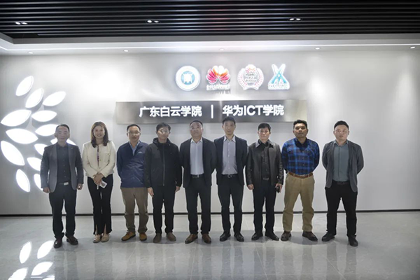 BETWAY(ķ)ٷվ-West Ham United