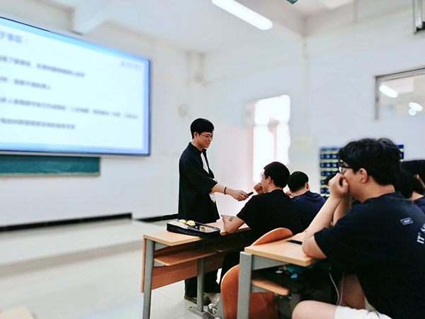 BETWAY(ķ)ٷվ-West Ham United